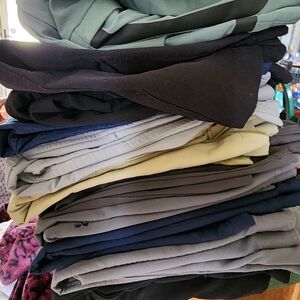 Under Armour Men's Athletic Shorts - LoT 12